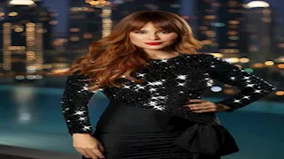 بجوار حمام السباحة.. كارول سماحة تخطف الأنظار بإطلالة جريئة