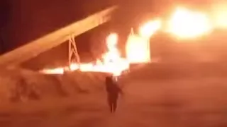 مصدر يكشف سبب حريق مصنع الجبس فى جنوب سيناء -صور