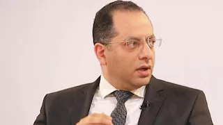 تحذيرات من "ممارسات احتكارية" عقب زيادة أسعار المحمول.. وشعبة الاتصالات تطالب بتدخل رئاسي