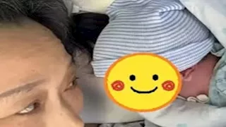 كيف حدث ذلك؟.. سيدة تضع مولودها الأول بسن الـ59