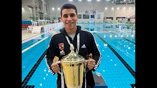 طالب بطب القاهرة يحصد المركز الأول في البطولة العربية للأندية "كرة الماء" بالكويت 