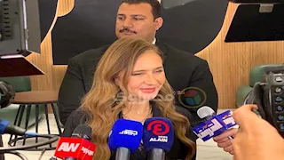 بالصور.. نيللي كريم وشريف سلامة يحتفلان بالعرض الخاص لفيلم "جوازة ولا جنازة"