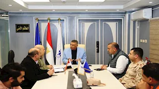 لمنع الاحتكاك.. غلق مقاهي "محيط الفرز" ومد التصويت بأسوان (صور)