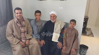 القبطان المكرم في سويسرا بـ الجلابية الصعيدي: "الناس كانت بتوقفني تتصور معايا"