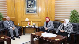 رئيس جامعة المنيا يناقش خطط تطوير كلية الحاسبات والذكاء الاصطناعي (صور)