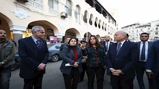 وزيرة التنمية ومحافظ القاهرة يتفقدان أعمال تطوير شارع إبراهيم بمنطقة الكوربة