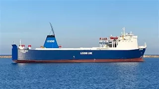 تداول 20 ألف طن بضائع و620 شاحنة بموانئ البحر الأحمر