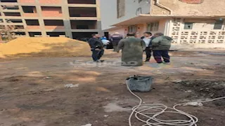 أب مكلوم في حريق مصحة بنها: «ربنا خد مني اتنين وده التالت.. قلبى مش مستحمل»