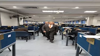 عميد طب القاهرة يتفقد امتحانات الترم الأول: لا تهاون في الالتزام