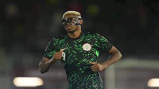 إصابة خطيرة وانتكاسة.. سر قناع فيكتور أوسيمين