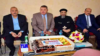 سكرتير محافظة جنوب سيناء يهنئ راعي كنيسة موسى النبي بعيد الميلاد