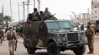 بالصور| الجيش السوري يوجه بإخلاء مناطق في حي الشيخ مقصود بحلب قبل قصفها