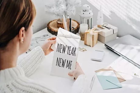 كيف تبدأ العام الجديد بصحة نفسية جيدة؟.. 5 عادات يجب التخلص منها