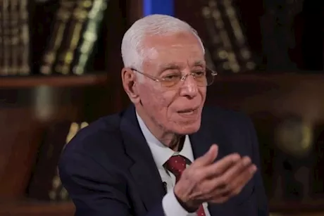 انتفاخ البطن والمرارة- حسام موافي يوضح العلاقة بينهما