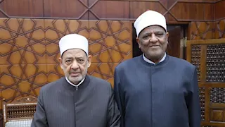 أمين "كبار العلماء": شيخ الأزهر رفض مظاهر الاحتفال بميلاده الـ 80