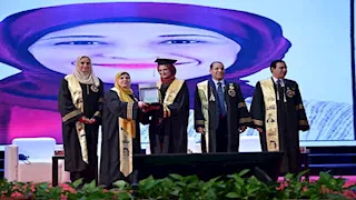 دفعة "جمال حمدان".. آداب القاهرة تحتفي بخريجي 2026 وتكرّم الدراسات العليا