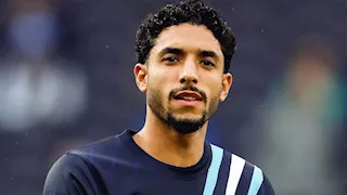 موقف عمر مرموش من مباراة توتنهام ومانشستر يونايتد في الدوري الإنجليزي