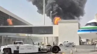 تقارير: 12 قتيلا بالهجوم الحوثي على مطار الرياض في السعودية