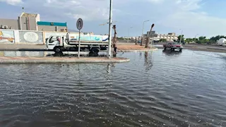 بالصور- أمطار خفيفة وتقلبات جوية تضرب جنوب سيناء