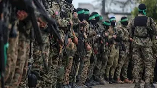بموافقة إسرائيل.. فريق أمريكي يدخل غزة لتحديد مواقع لتسليم سلاح حماس