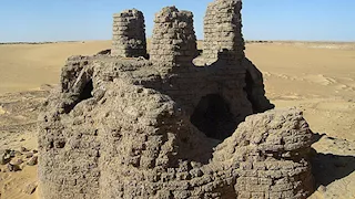 توأمان في قلب الصحراء.. أسرار قصر الجب والسميرة  في الوادي الجديد -صور 