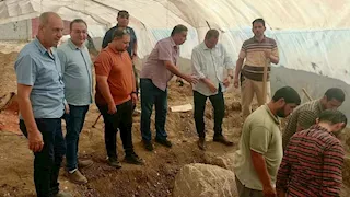 قبل زيارة وزير السياحة.. أمين الأعلى للآثار يصل إلى موقع الكشف الأثري بالغربية