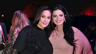 هند صبري وأمينة خليل النائبة زينب بشير في حفل إيلي صعب بالاهرامات-صور