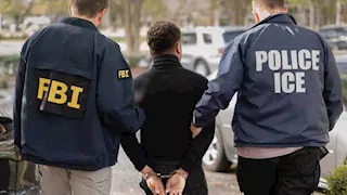 FBI تعتقل سعوديًا وتتهمه بالتجسس على "أوبن أيه آي"
