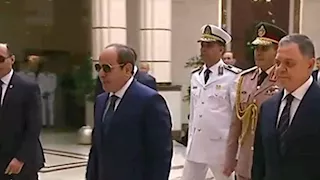 لحظة وصول الرئيس السيسي إلى مقر أكاديمية الشرطة للاحتفال بتخرج دفعة جديدة
