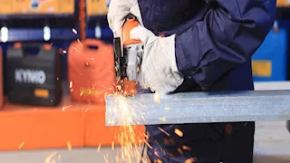 كيف تطور المنشار قبل أكثر من 200 عام؟.. أداة جراحية وراء الفكرة