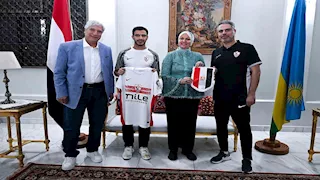 بعثة الزمالك تلبي دعوة السفيرة المصرية في رواندا (صور)