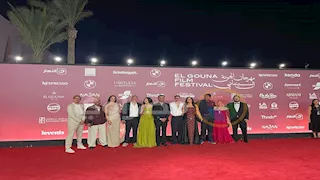 قلبوا السجادة الحمراء.. وصلة هزار من أحمد حاتم وأحمد داوود