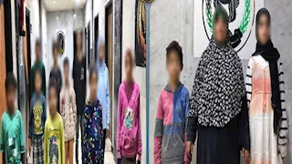 ضبط 7 أشخاص بصحبة 16 طفلًا خلال التسول وبيع السلع