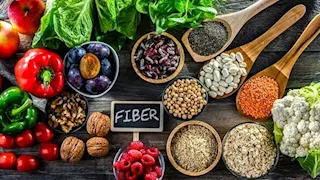 6 علامات قد تكشف أنك لا تتناول ما يكفي من الألياف  