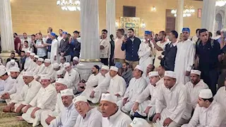 الطريقة الجازولية تحتفل بمولد سيدنا الحسين بمسجده بالقاهرة
