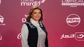 أحدث ظهور للفنانة منال سلامة على السجادة الحمراء في الجونة السينمائي