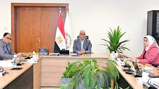 وزير الري يوجه بتسريع طرح أراضي الوزارة والتعاقد عليها استثماريًا