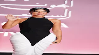 25 صورة لأبرز إطلالات النجمات في سادس أيام مهرجان الجونة