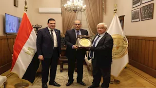 رئيس محكمة استئناف القاهرة يكرم القامات القضائية ويخلد ذكرى الراحلين
