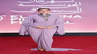أمينة خليل تتألق بعقد من فالنتينو يصل سعره إلى 380 ألف جنيه