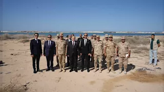 النيابة العامة تخلي ساحة التحفظ على المركبات بأرض المعركة في مطروح