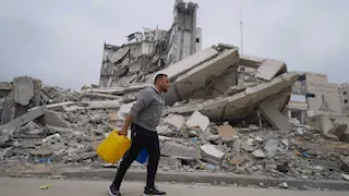 فيلم المواطن أسامة يفوز بجائزة نجمة الجونة الذهبية لأفضل فيلم وثائقي بمهرجان الجونة 