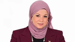 أكاديمية الفنون تكرّم أول سيدة تحترف العزف على آلة القانون