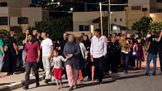 إسرائيل تجبر فلسطينيين على النزوح من منطقتي الجلدة ودير بحة في الخليل.. فيديو 