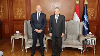 أسامة ربيع: يبحث مع السفير اليوناني التعاون في الصناعات البحرية والخدمات اللوجستية