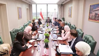 وزير الصحة يبحث مع بنك التنمية الأفريقي دعم منظومة التأمين الصحي الشامل