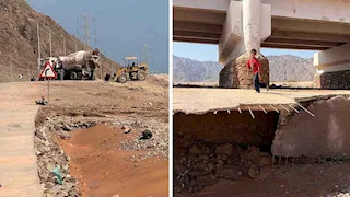 ارتفاع ضحايا سيول وادي وتير بنويبع إلى 3 حالات.. واستمرار البحث عن مفقود - صور