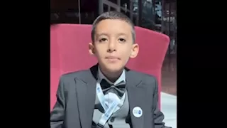عمره 7 سنوات وقرأ 150 كتابًا.. طفل مصري يمثل كولومبيا في تحدي القراءة العربي - فيديو
