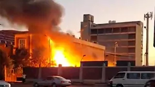 ماس كهربائي في "لوكيشن تصوير".. إخماد حريق بنادي الترام بالإسكندرية