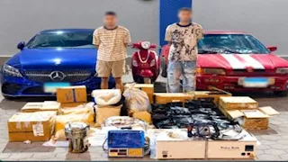 من "ناضورجية" لـ معلمين الكيف.. رحلة صعود تجار الصنف انتهت بـ176 كيلو بودر في الجيزة